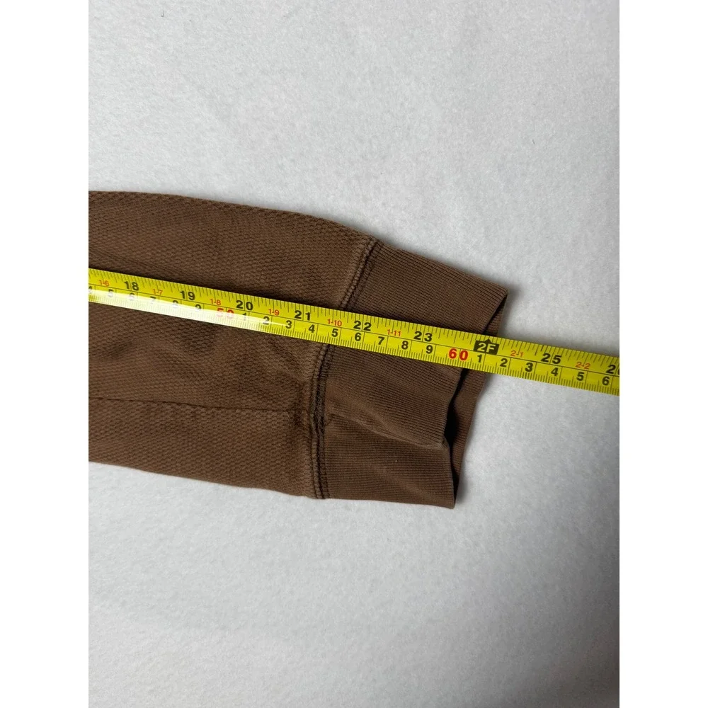Levis levi red